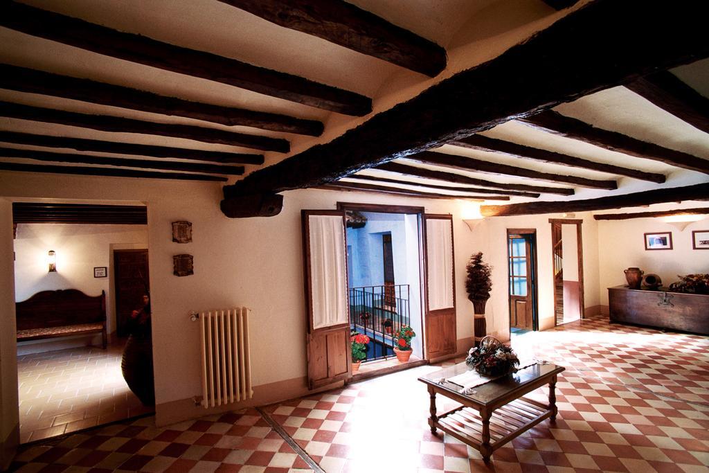 Hospederia Meson De La Dolores Calatayud Exterior photo